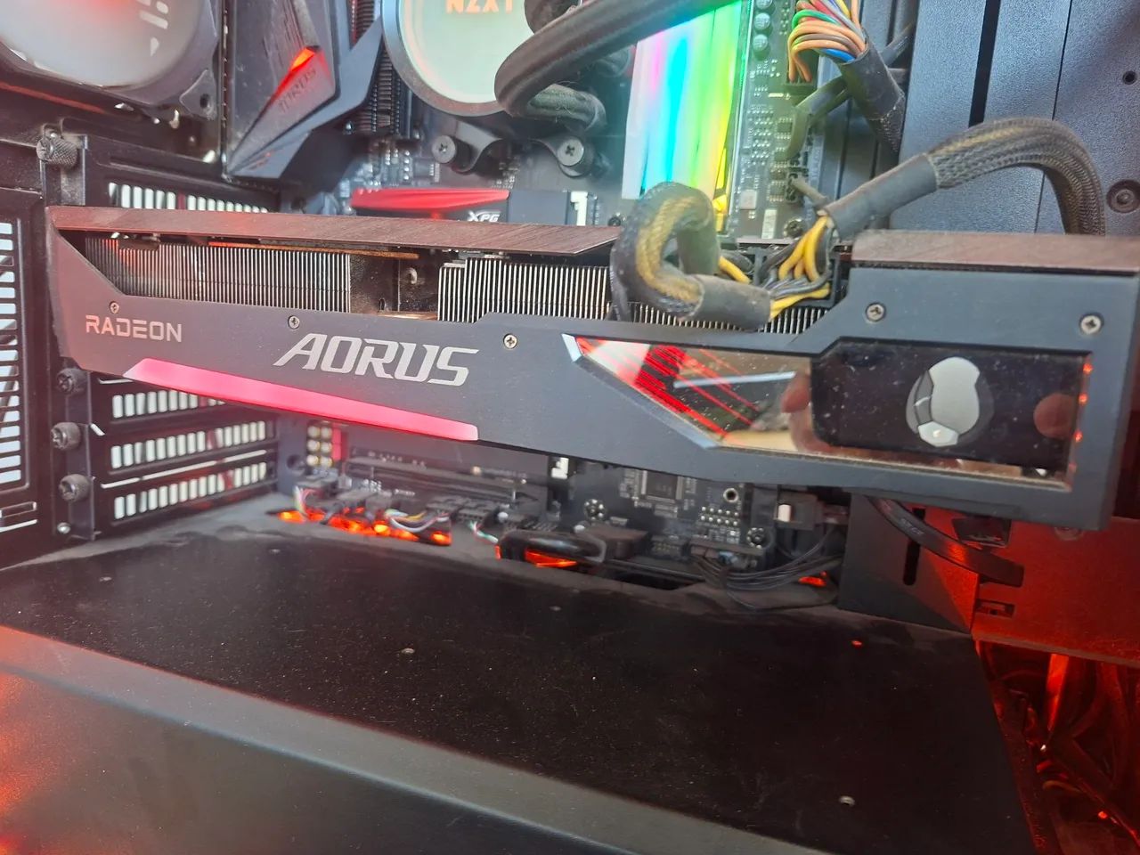 VENDO 6800XT - AORUS  - Foto 3