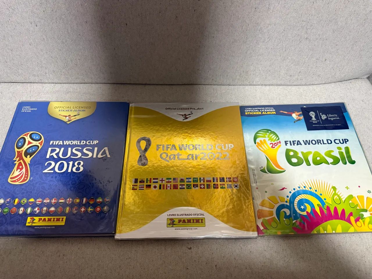 Álbuns completos Copa do Mundo 2014, 2018 e 2022  - Foto 4