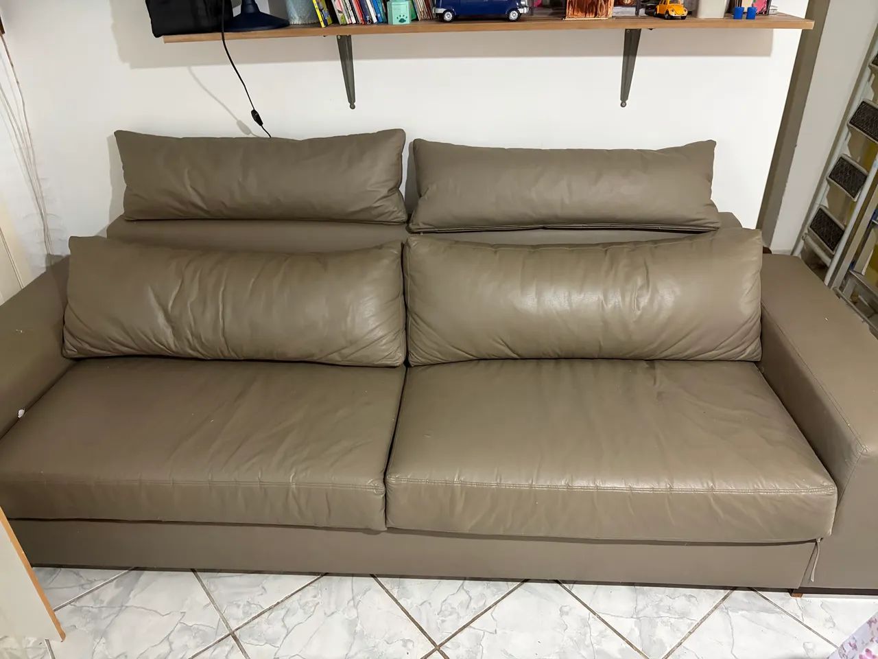 Sofá de Alta Qualidade (Padrão Premium) - Oportunidade!