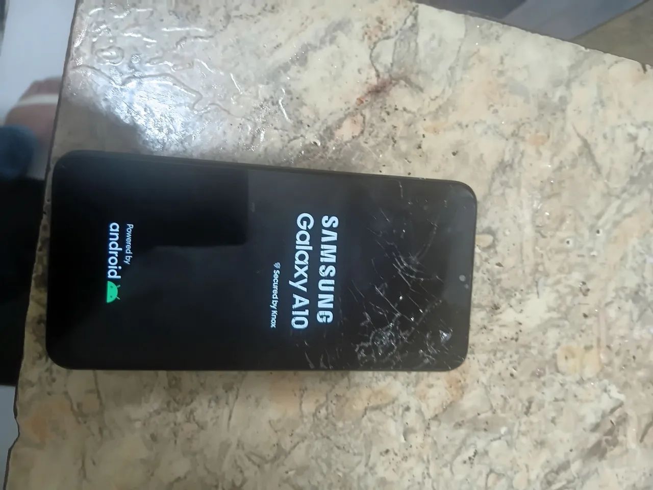 Samsung A10 - Foto 2