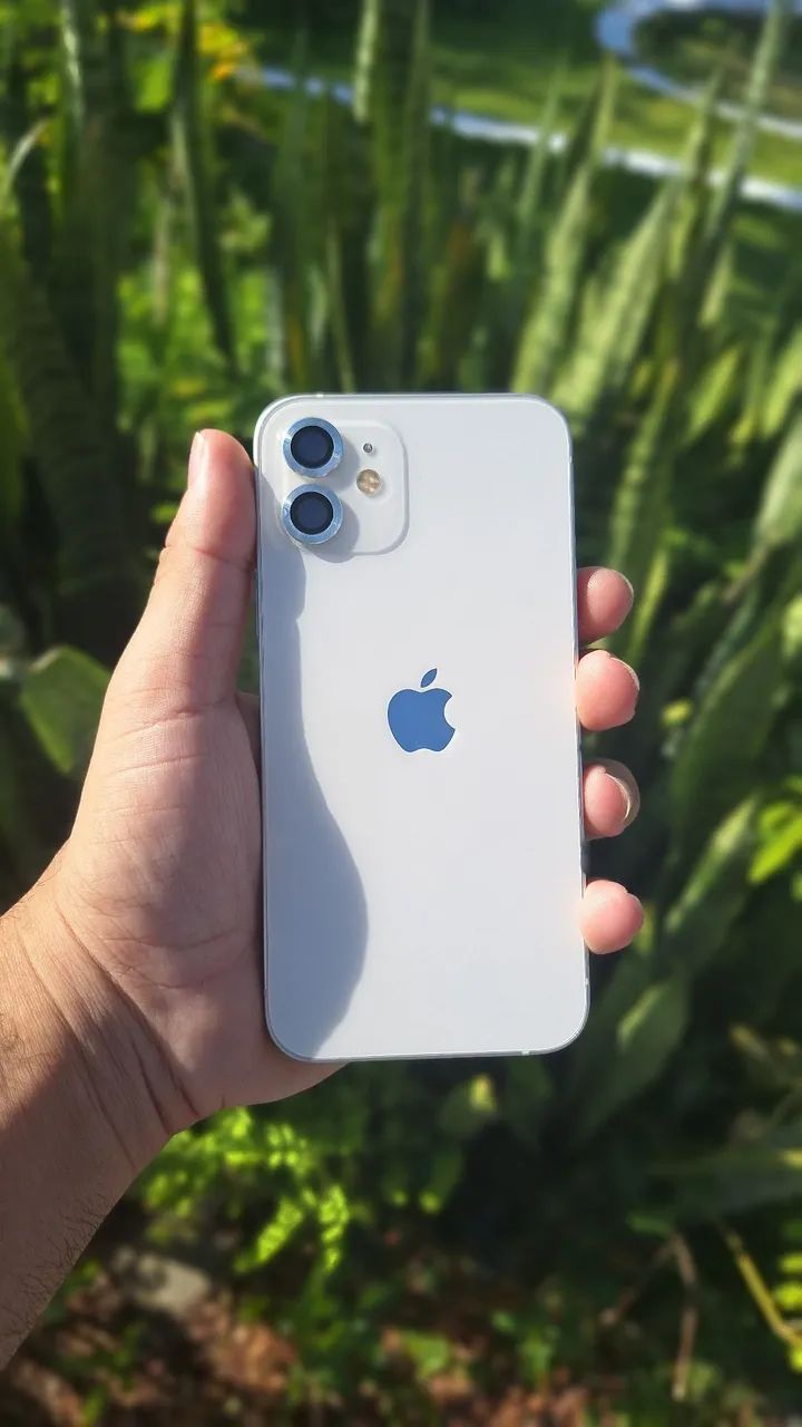 Iphone 12 | 128GB cor branca em bom estado - Foto 2