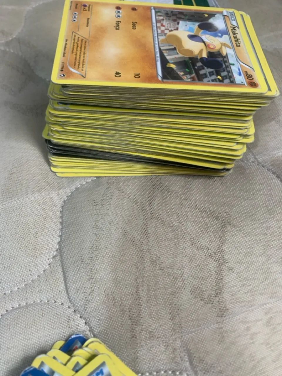 Cartas de Pokémon lata cards game raras booster - Foto 3