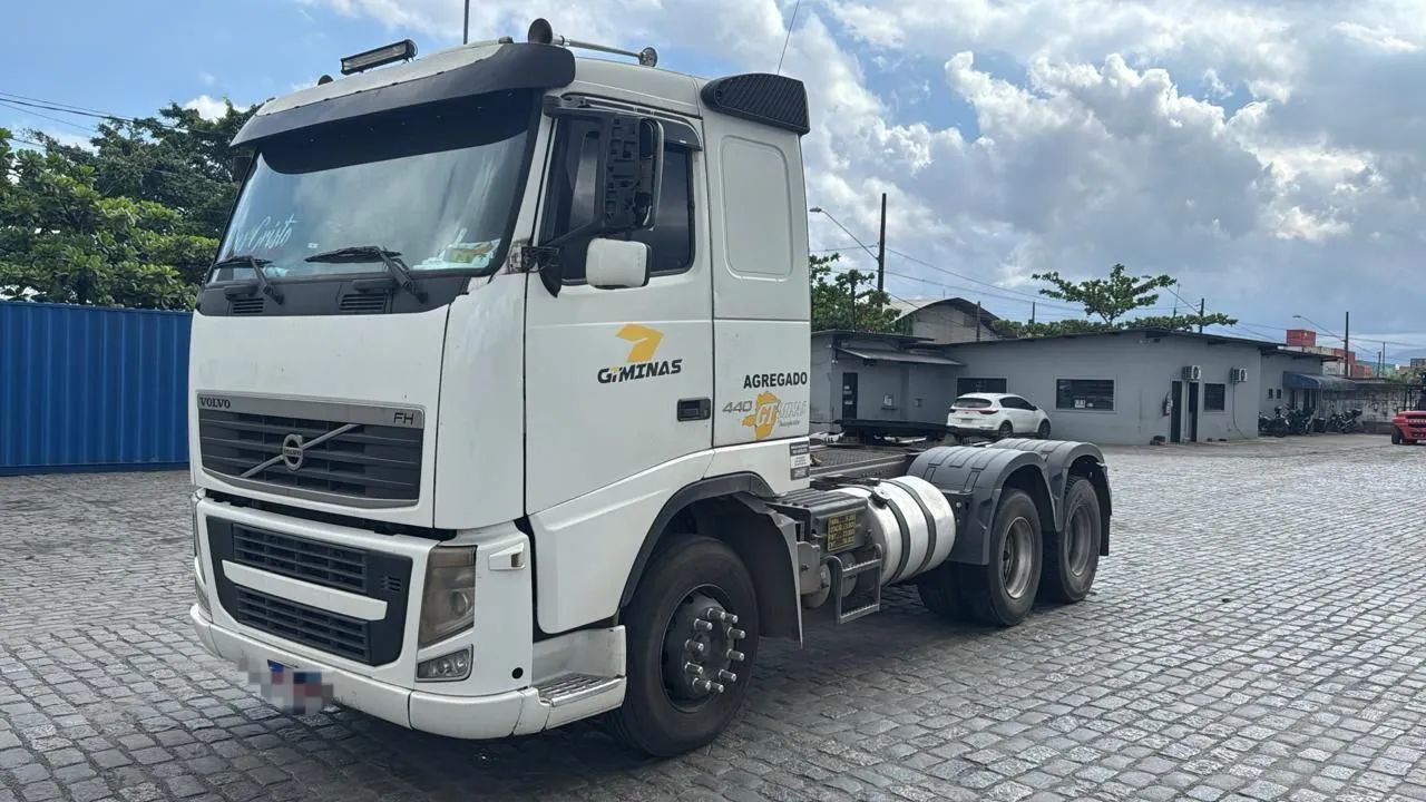 Volvo FH 520 e FH 440, 6x4, i-shift, 2011 com rastreador - Foto 11