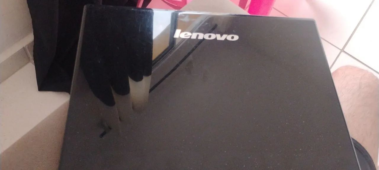 Notebook Lenovo  - Foto 2