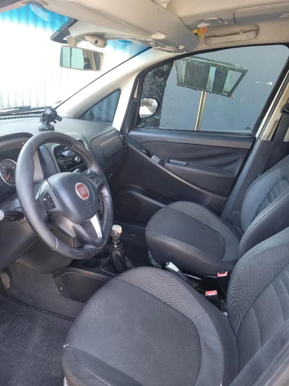 Fiat Idea Attractive 1.4 Fire Flex 8V 5P 2014 - Foto 3