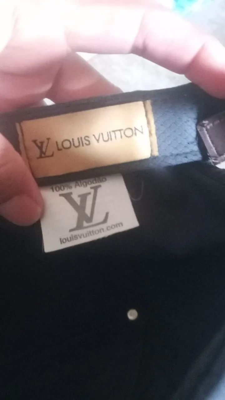 Chapéu em bom estado da marca Louis Vuitton  - Foto 3