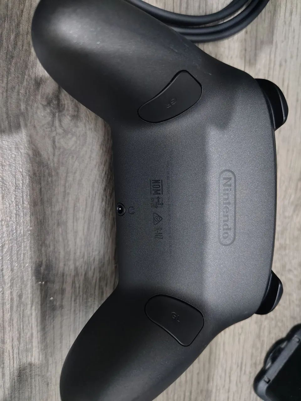 Nintendo Switch 2 Pro Controller - Resident Evil Requiem Edition - Foto 5