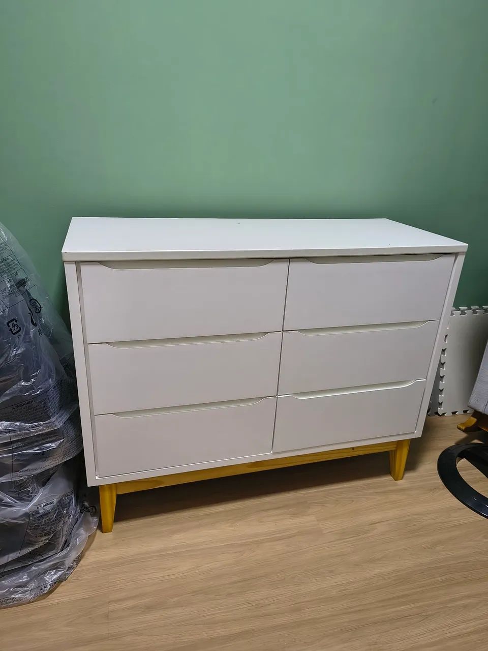 Cômoda de bebê Reller 6 gavetas
