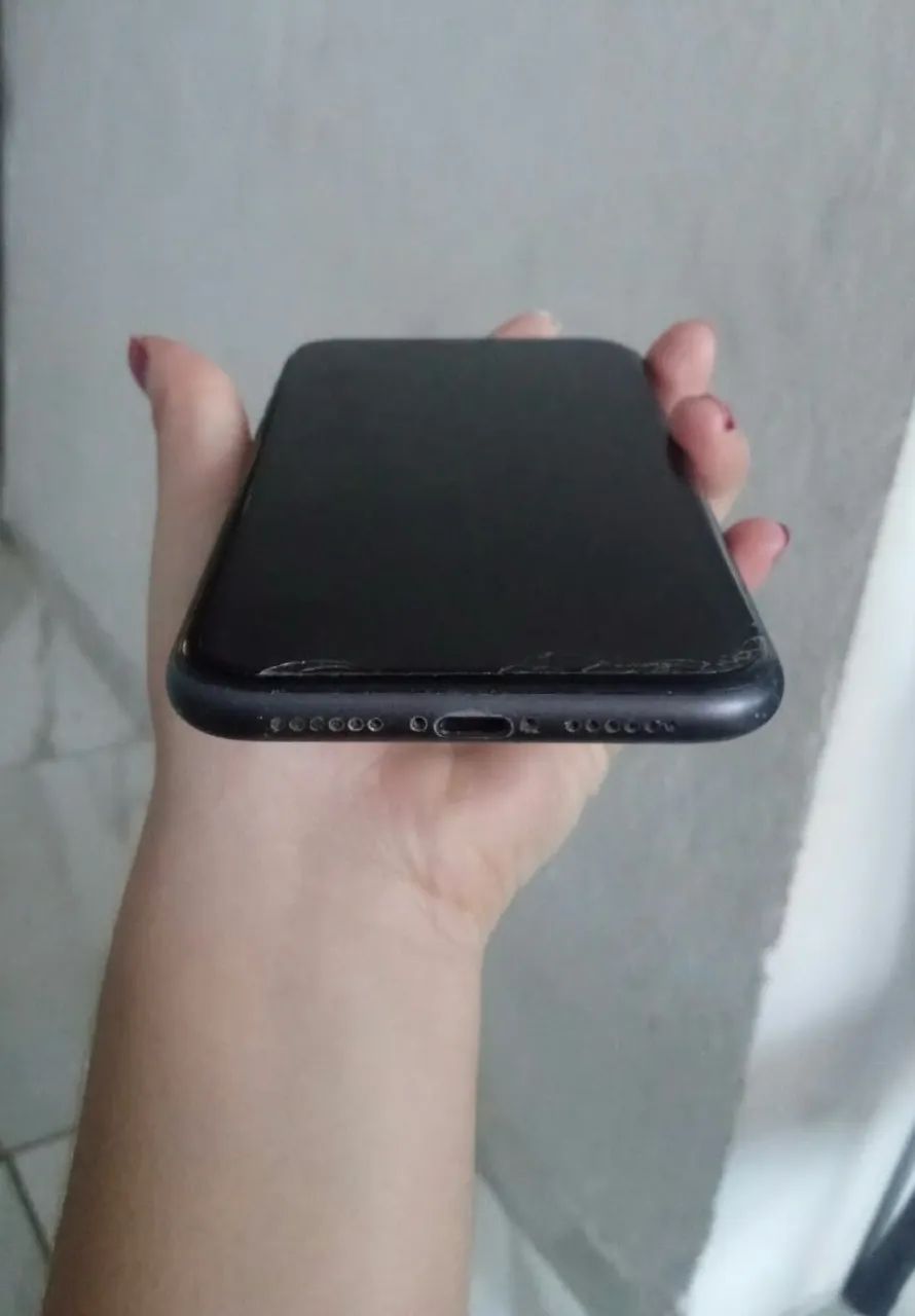 iPhone 11 64gb aceito negociação  - Foto 5