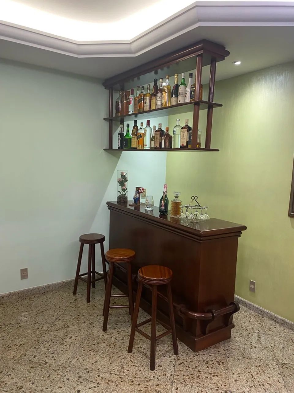 Bar em Madeira Maciça  - Foto 4