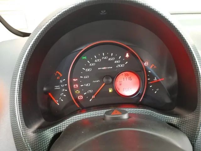 Fiat Uno Sporting 1.4 EVO Fire Flex 8V 2P 2012 - Foto 5