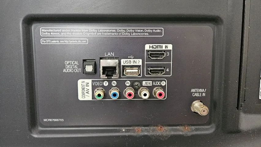Smart TV LG 4k de 43 polegadas 43UM7500PSB (Defeito no Display) - Foto 3