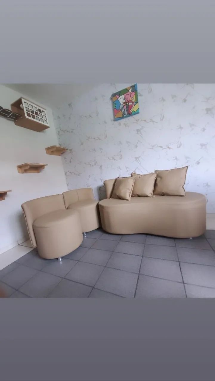 Vendo namoradeira com duas poltronas e três almofadas ? - Foto 2