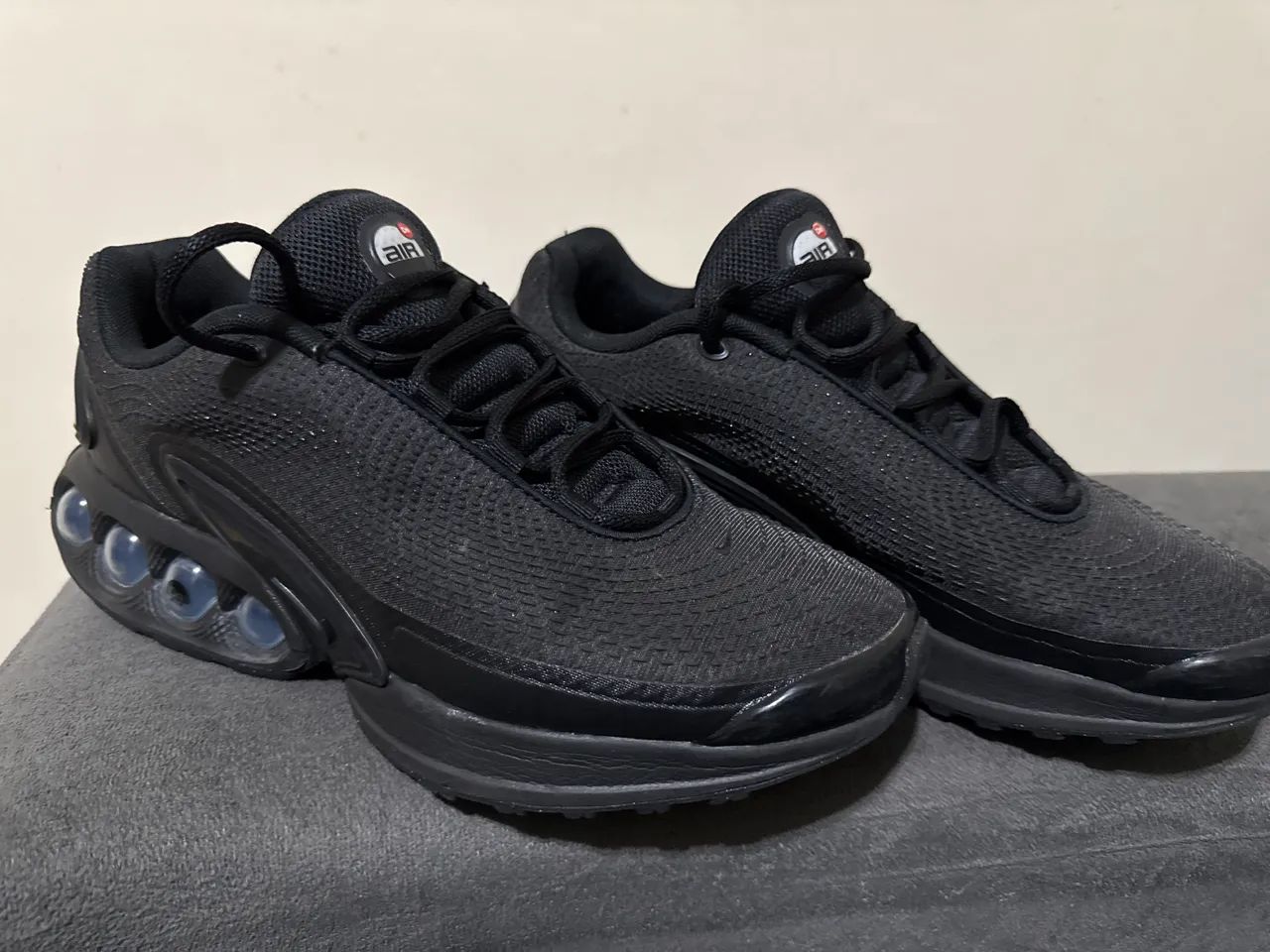 Vendo Tênis Nike air Max Dn 