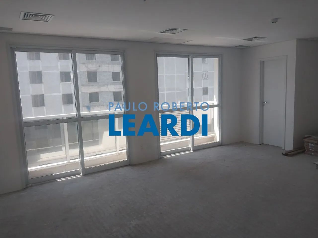 CONJ. COMERCIAL - PERDIZES - SP