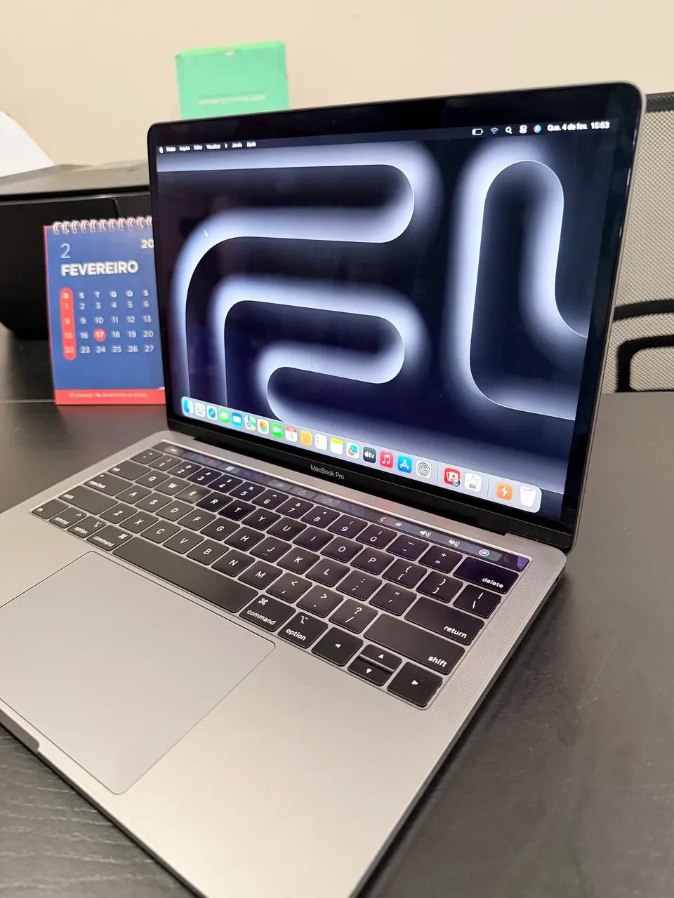 MacBook Pro 2019 13? - Intel i5 - 8GB SSD + 256GB SSD | Quase novo