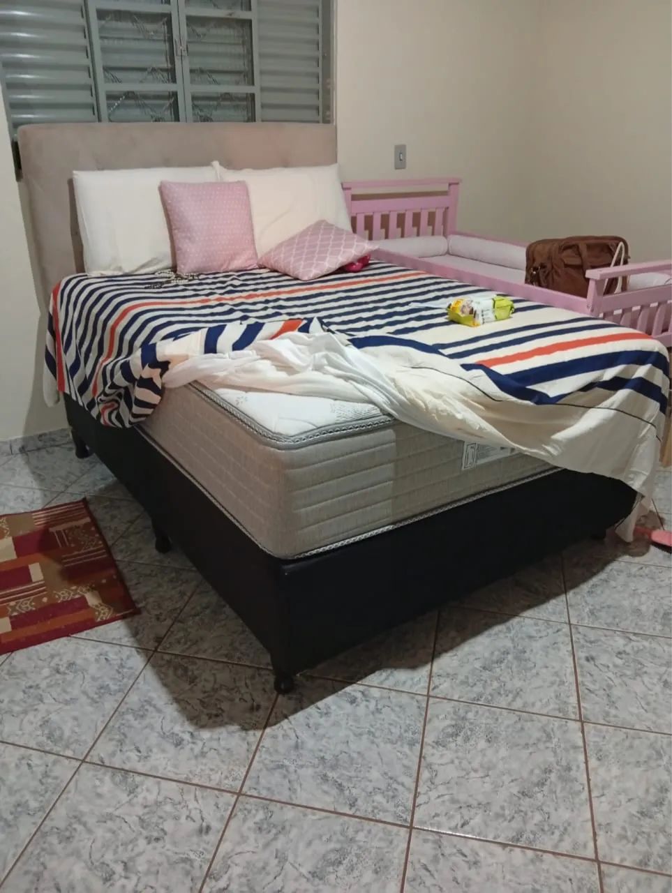 Duas camas de casal 