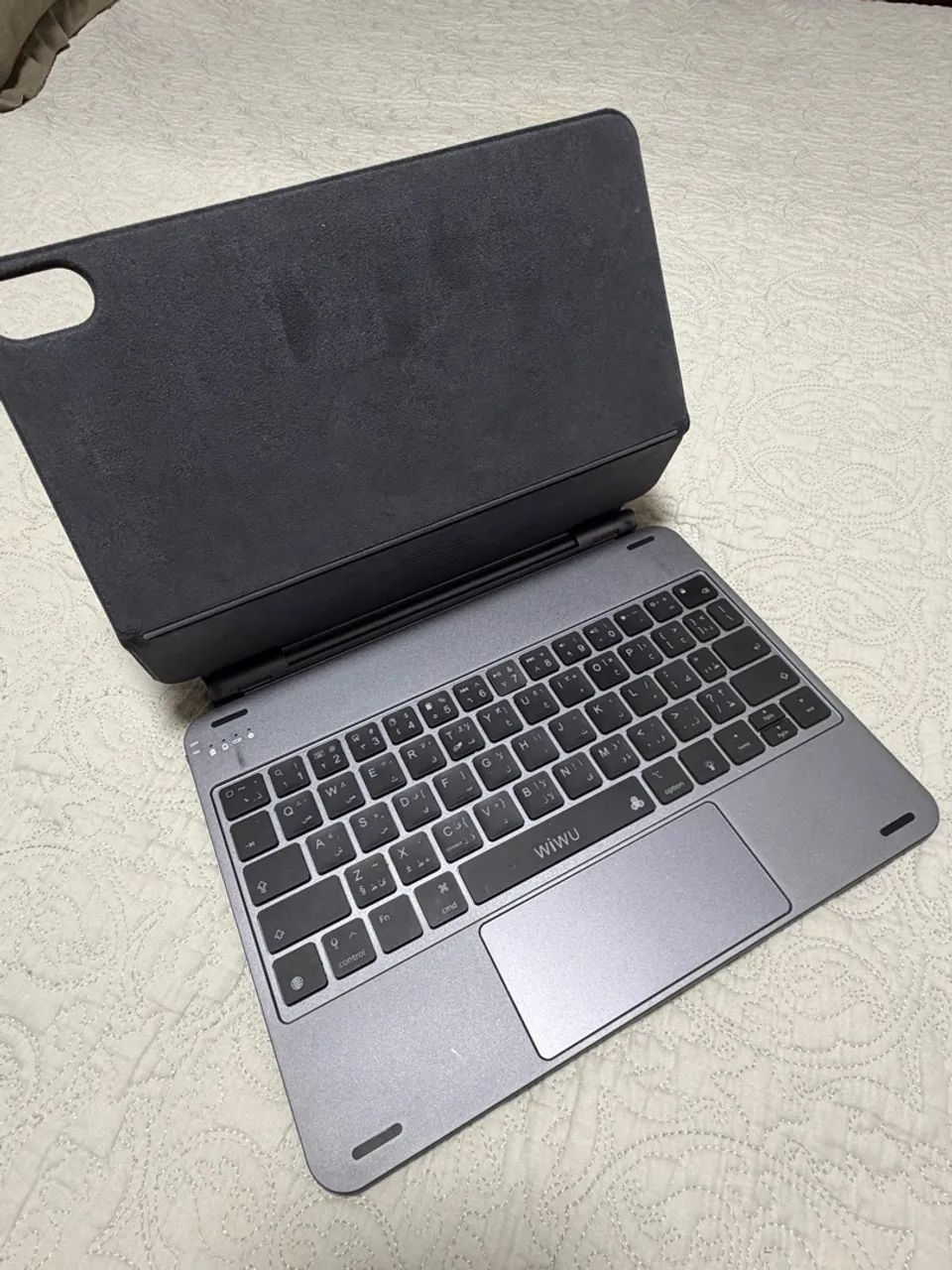 iPad 11 128gb com teclado Wiwu - Foto 3