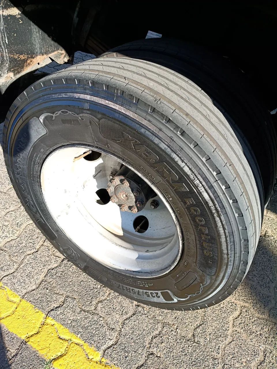 Vende-se Caminhão 712 - Foto 5