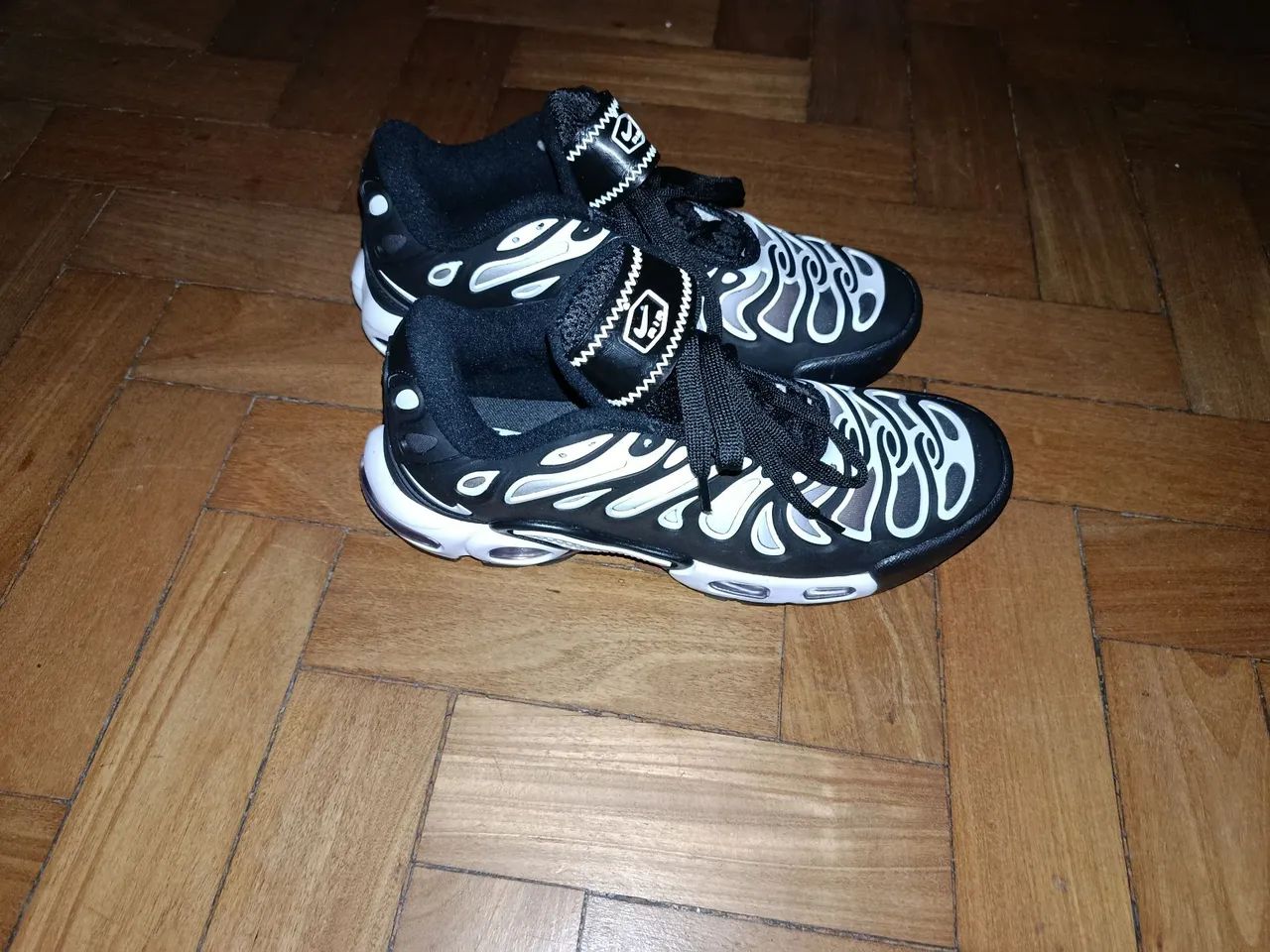Tn estilo "ORCA" tamanho 41 novo 