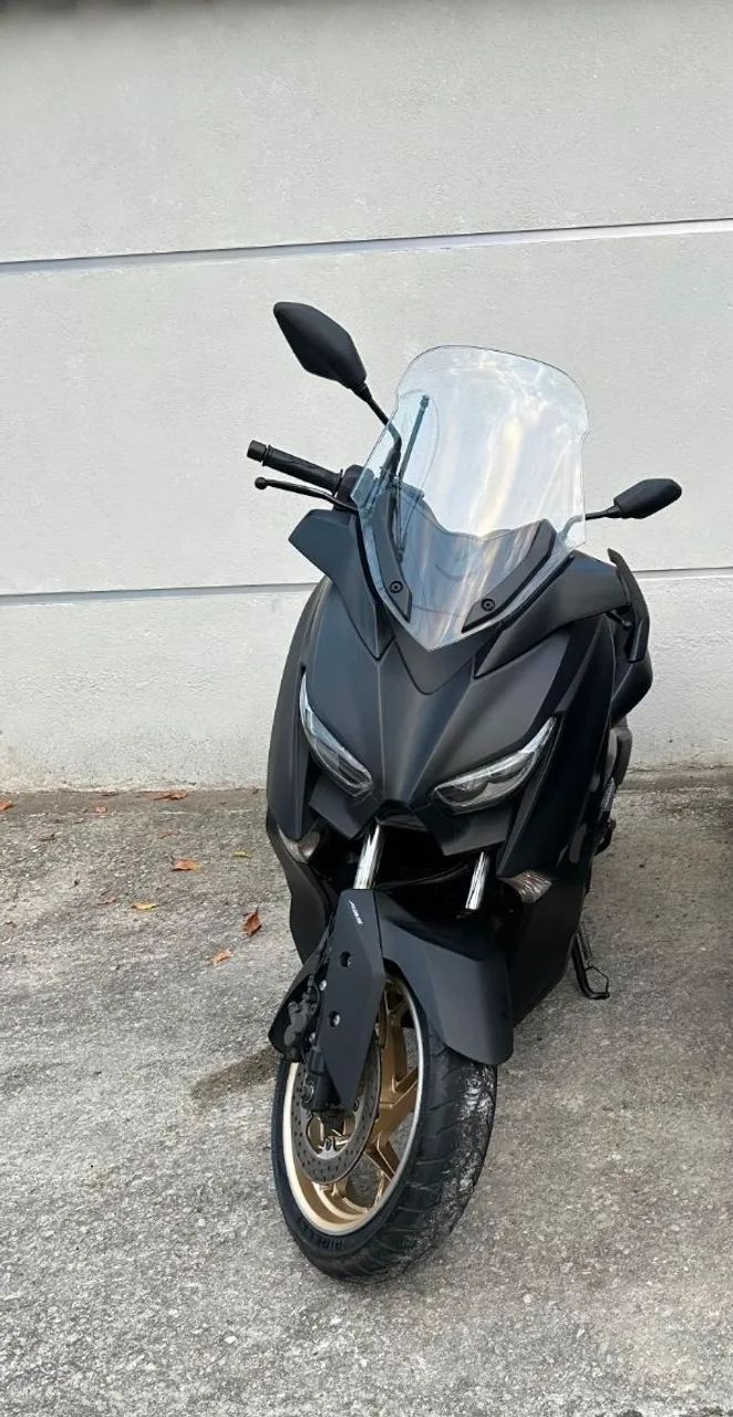 Xmax 2021