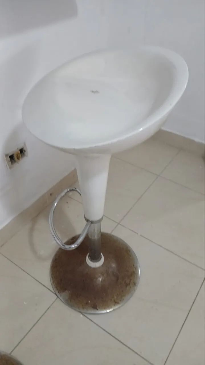 Dois Banco para bancadas branco  - Foto 2