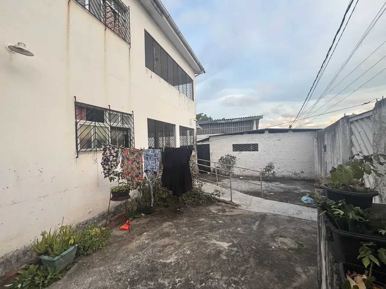 OPORTUNIDADE! CASA EM CAMARAGIBE: PARA COMERCIO OU MORADIA!! - Foto 2