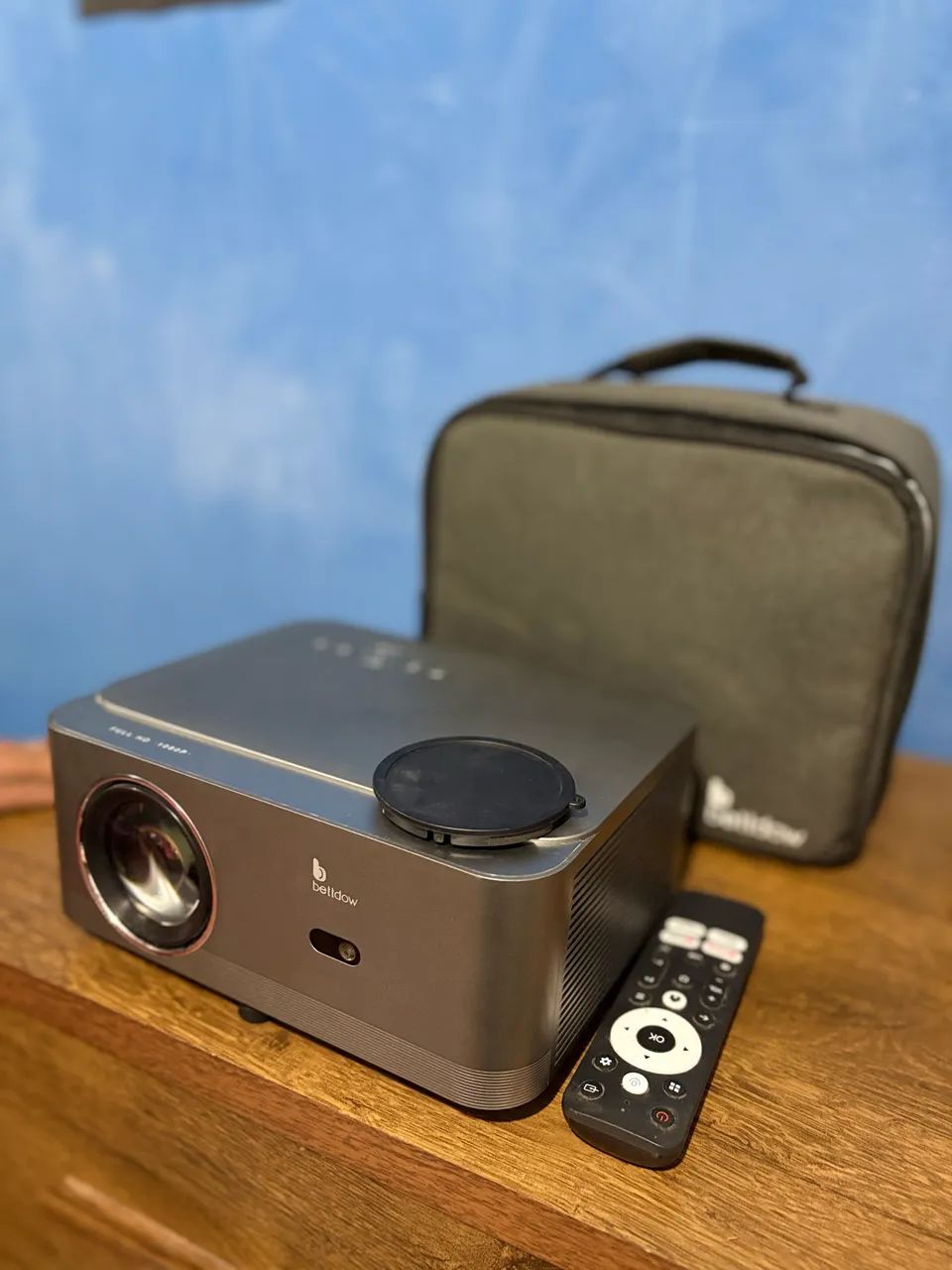 Projetor Bettdow Smart Full HD + Suporte | Completo e em Ótimo Estado - Foto 3