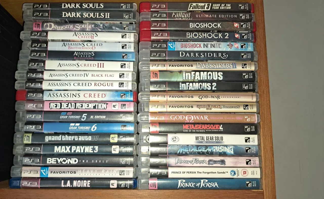 Ps3 completo com 2 controles originais e 36 jogos originais mídia física - Foto 4