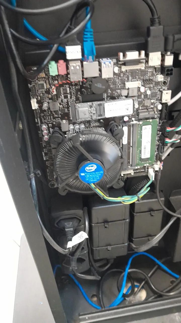 Técnico em Computadores. - Foto 2