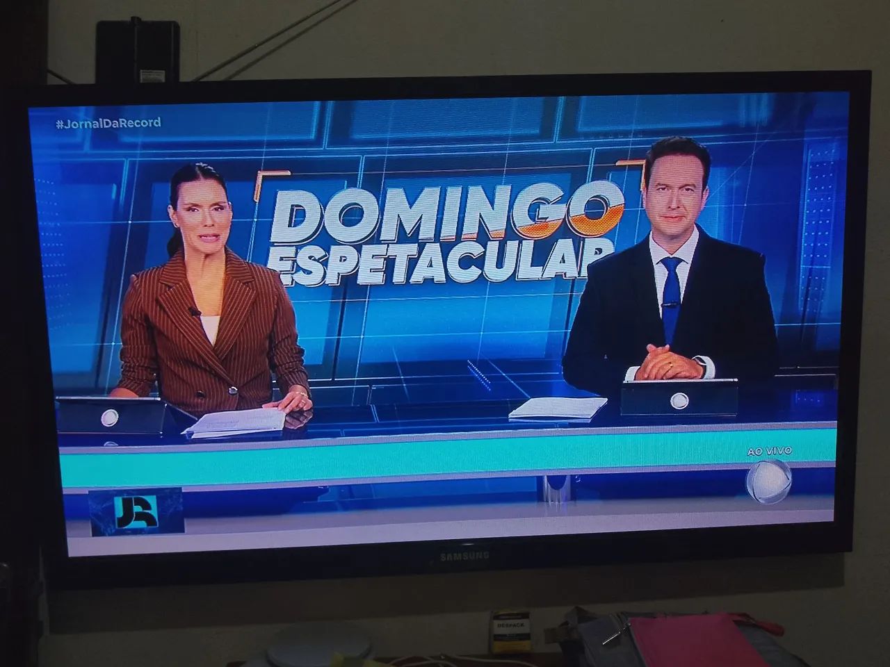 TV SAMSUNG 51" PLASMA FULL HD (não é smart)