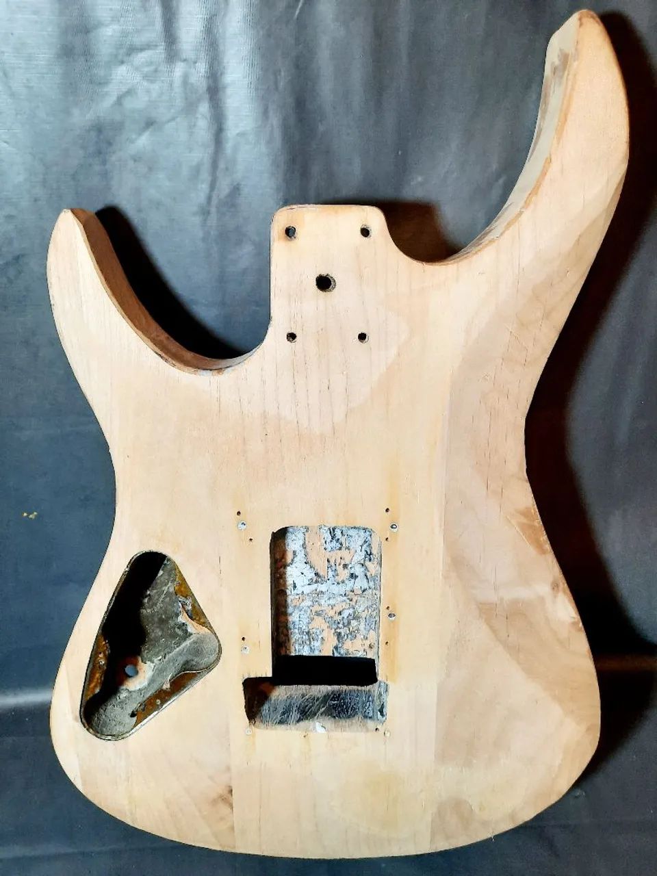 Guitarra Yamaha  - Foto 3