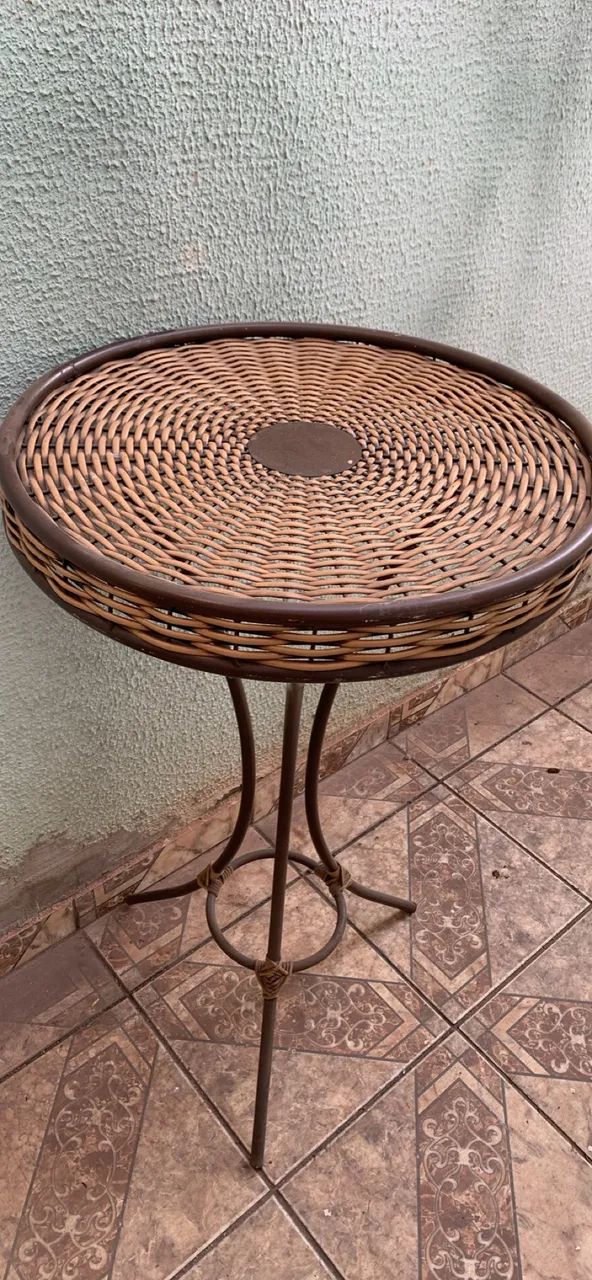 Mesa de centro rústica para quarto ou sala 