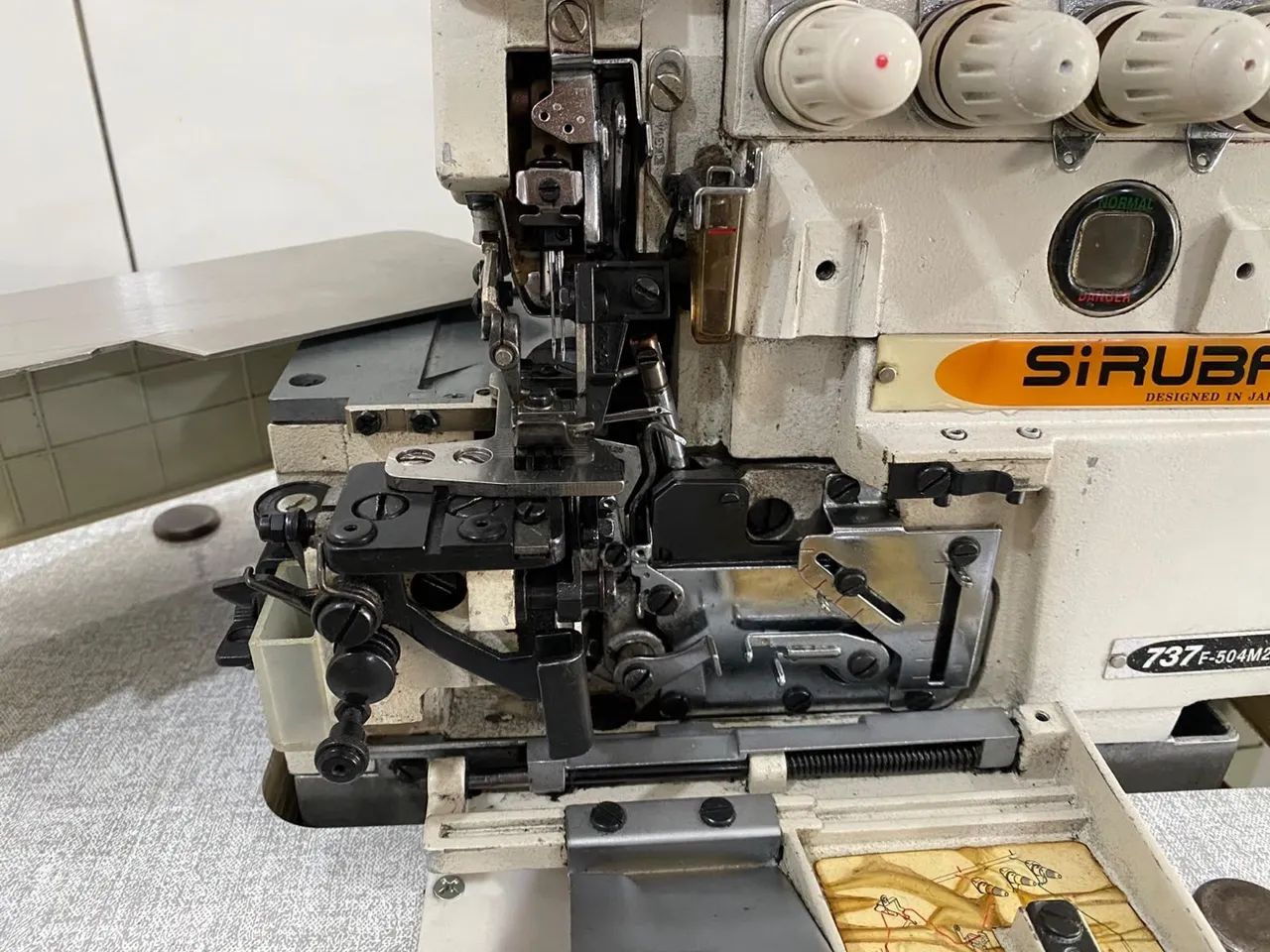 Máquina overlock Siruba  - Foto 3