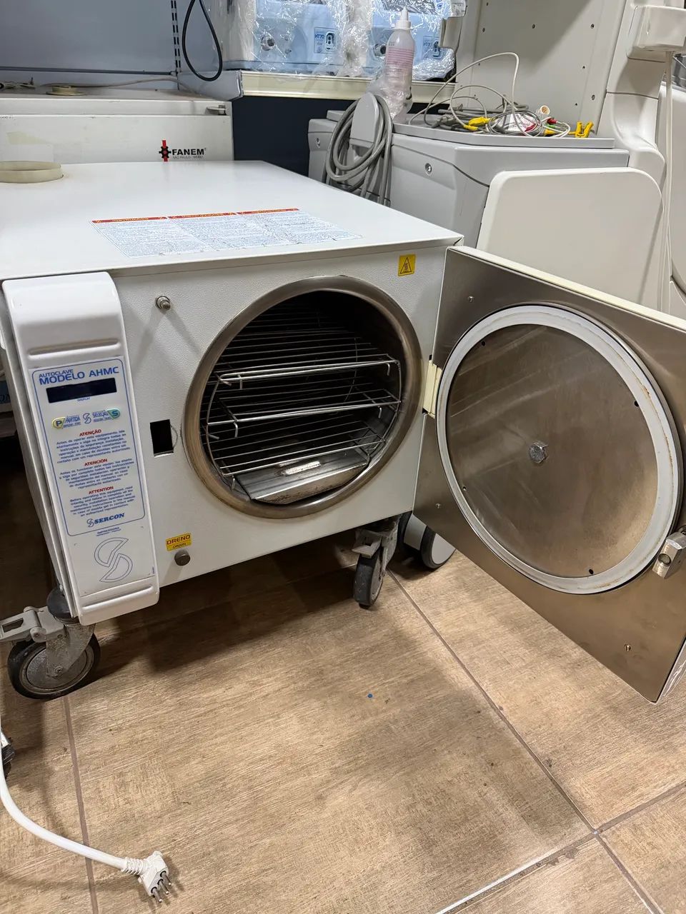 Autoclave horizontal de bancada sercon 42 Litros   - Foto 2