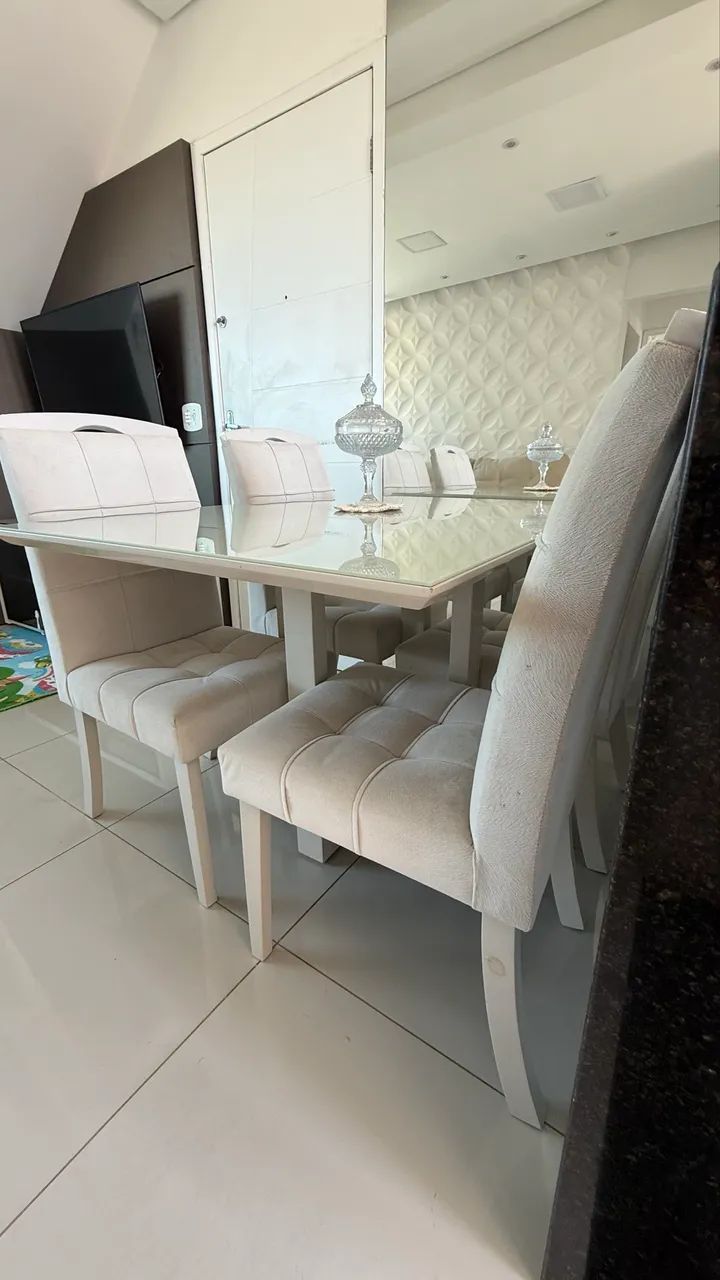 Mesa com quatro cadeiras  - Foto 3