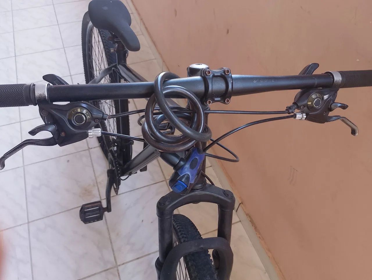 BICICLETA ARO 29 APENAS COM PINEL FURADO E UM PEQUENO PROBLEMA NA MARCHA  - Foto 5