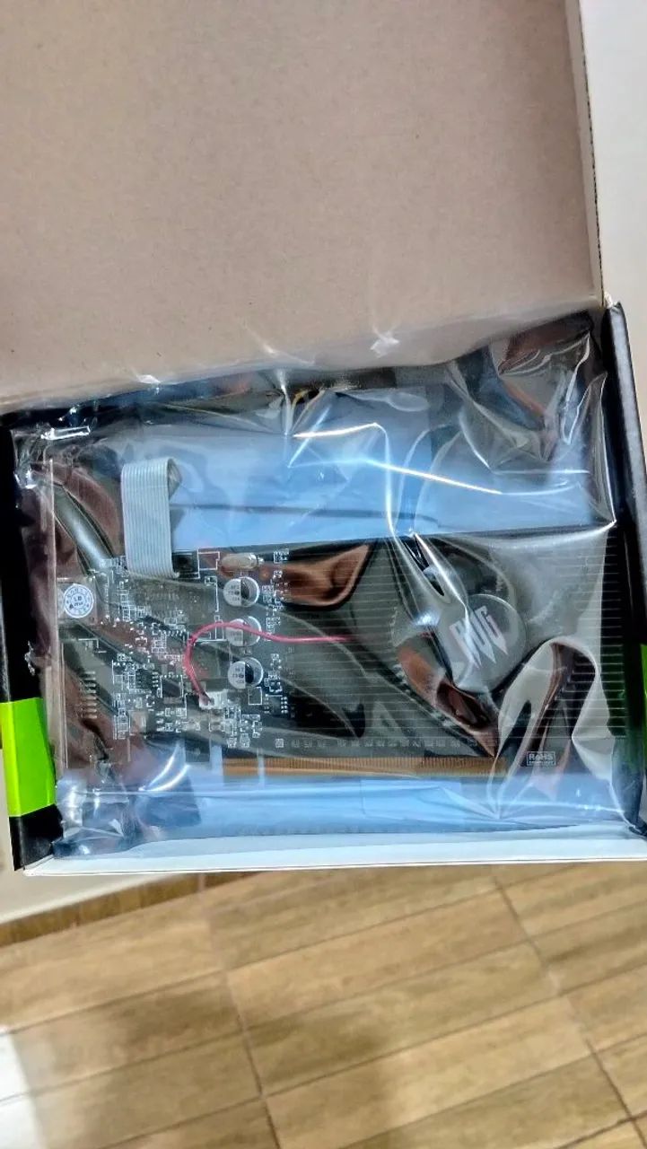 Placa de vídeo gt 210 2gb Geforce - Foto 2