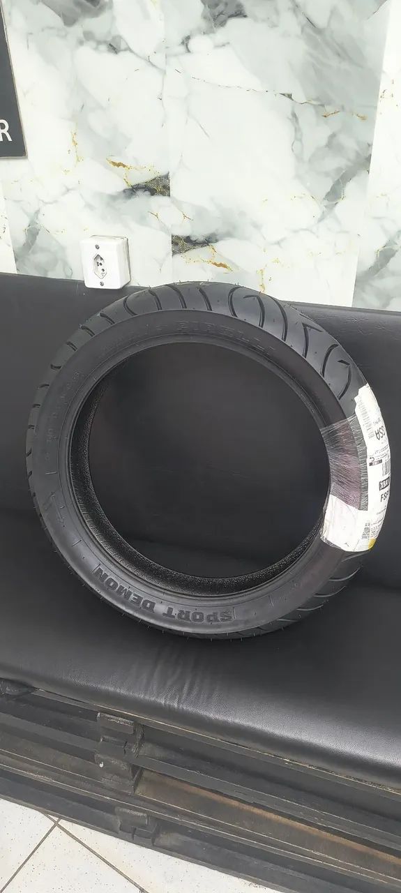 *Pneu Pirelli *