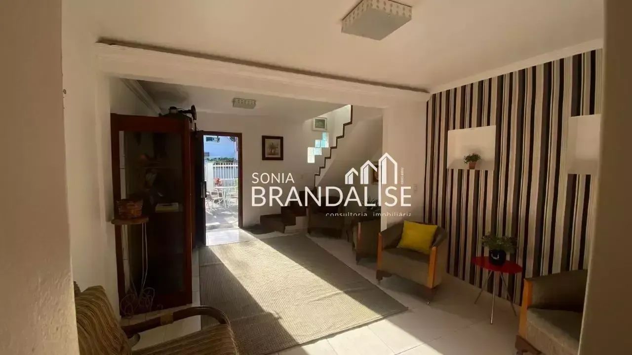 Encantadora residência com 3 pavimentos - Foto 3