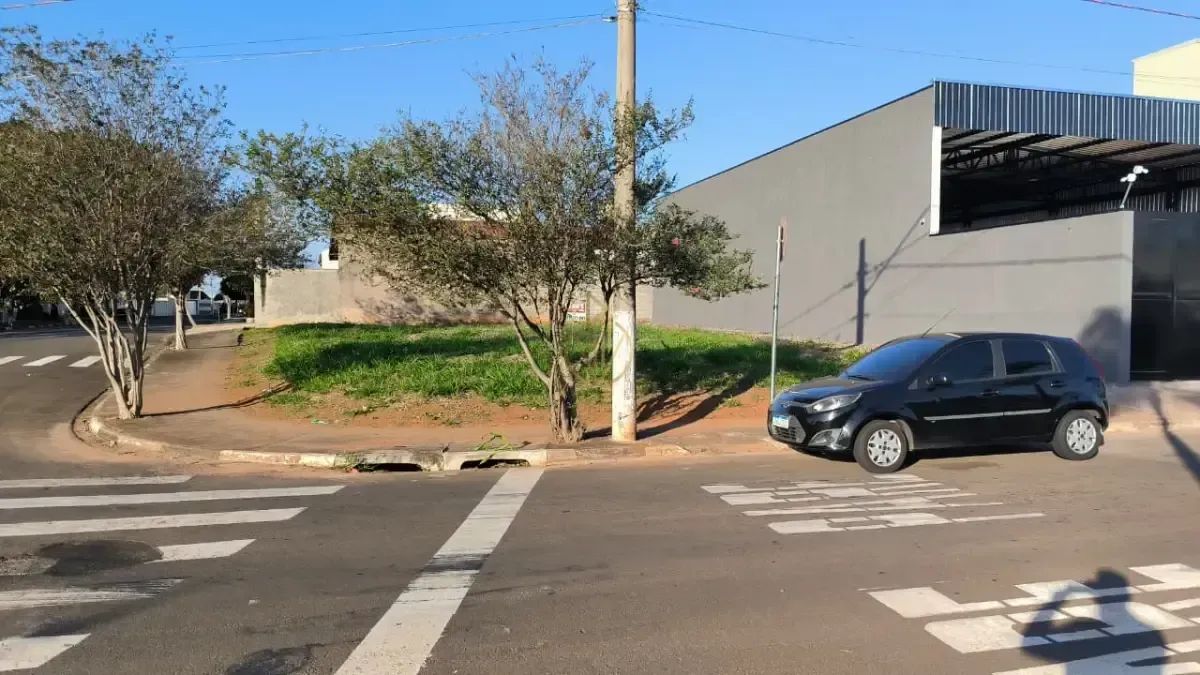 Terreno de Esquina à Venda no Jardim Murayama  Mogi Guaçu/SP - Foto 6