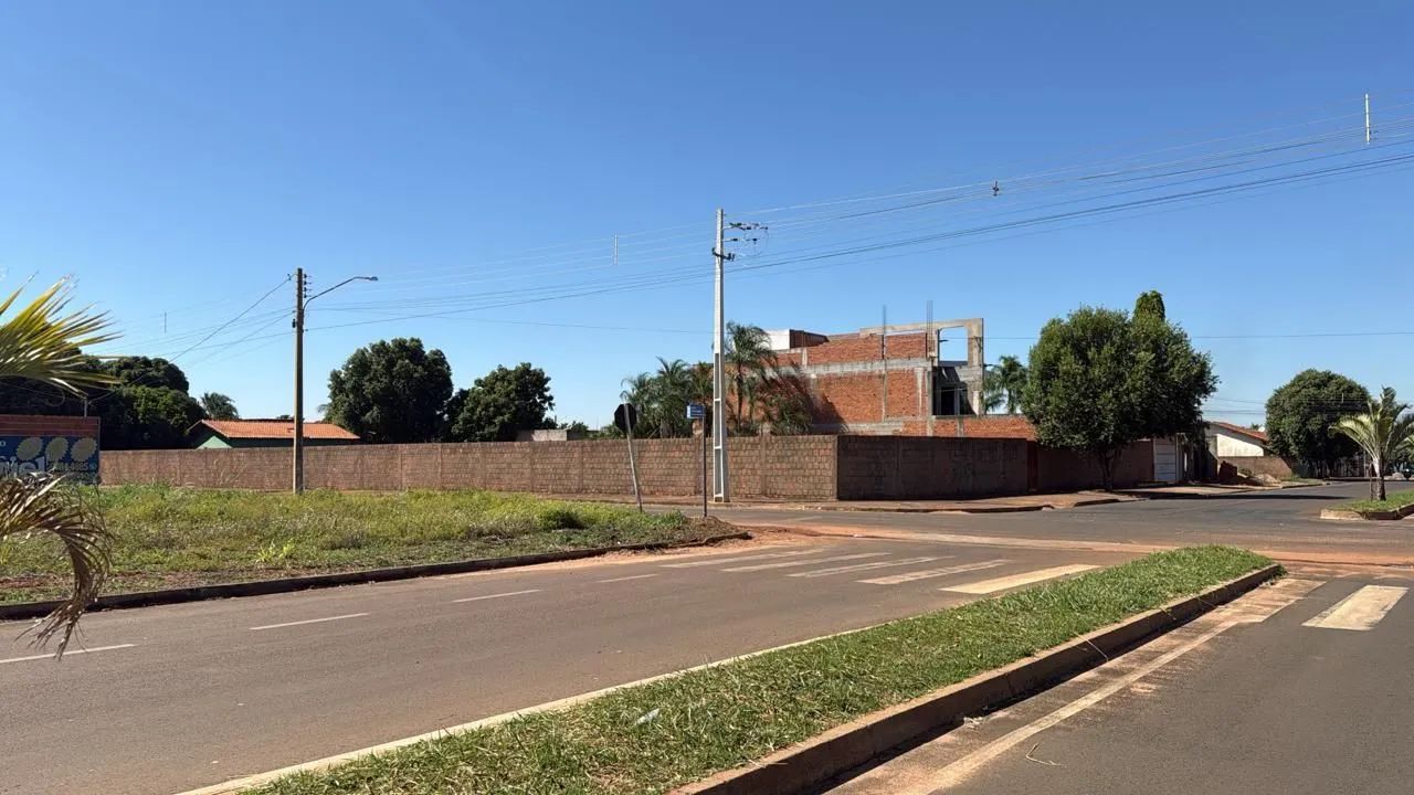 VENDO TERRENO 