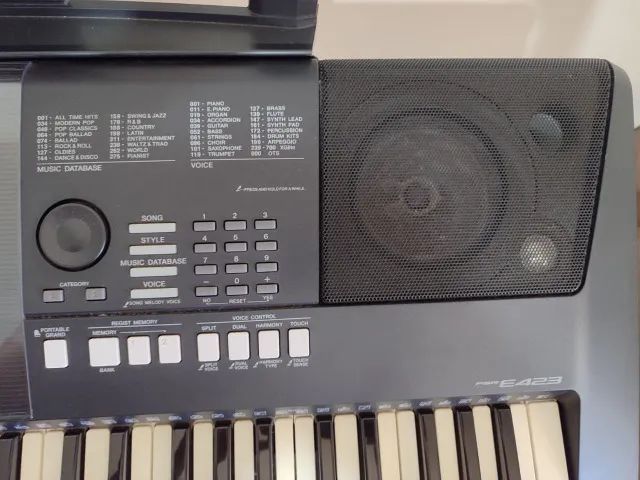 Teclado Yamaha PSR-E423 - Foto 5