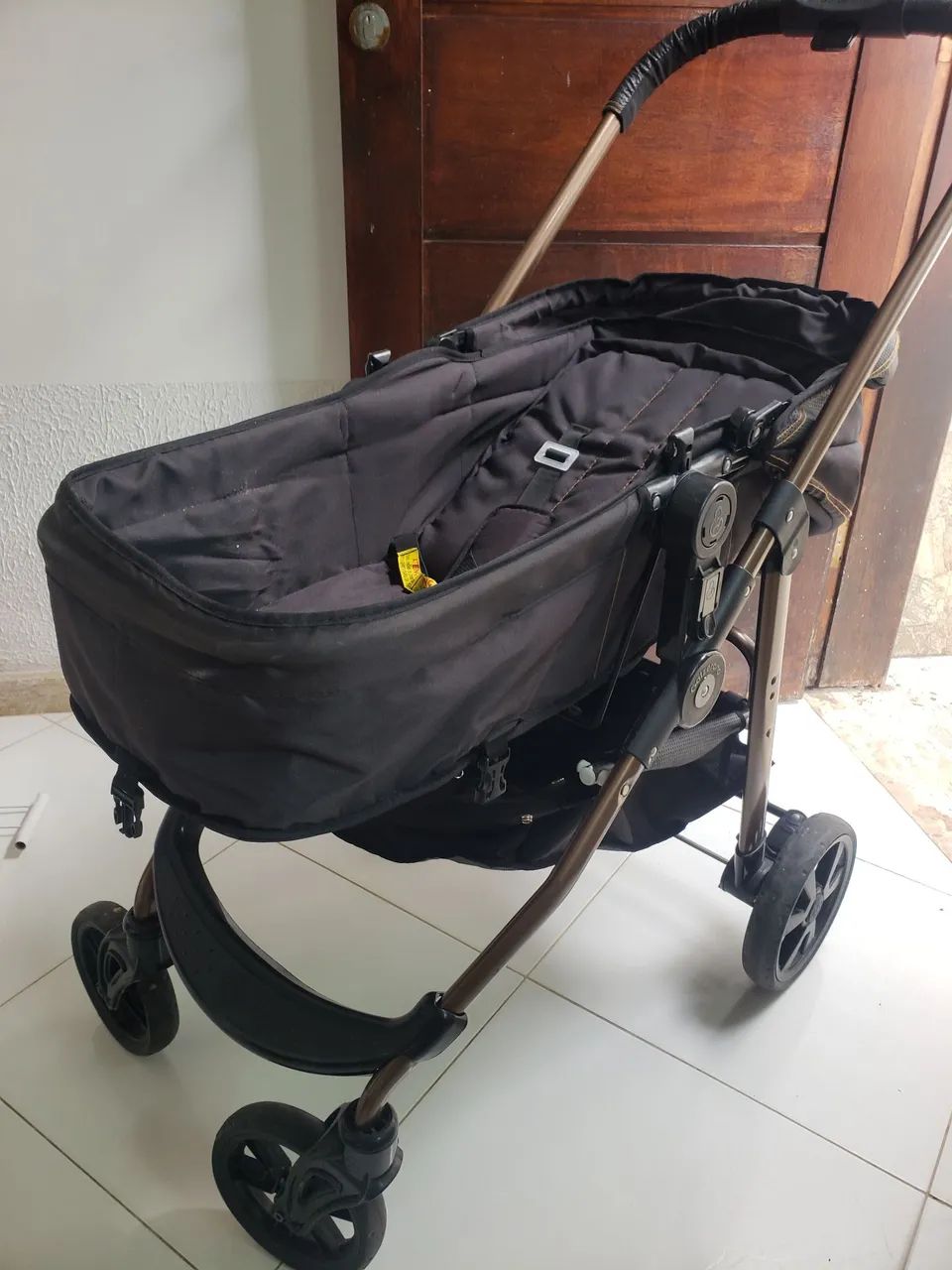 carrinho e bebê conforto 