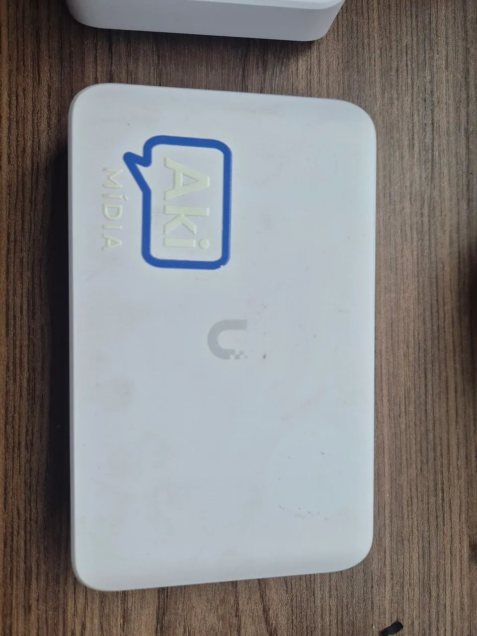 2 Switch Ubiquiti Lite 8 Poe + 1TP LINK - Foto 5