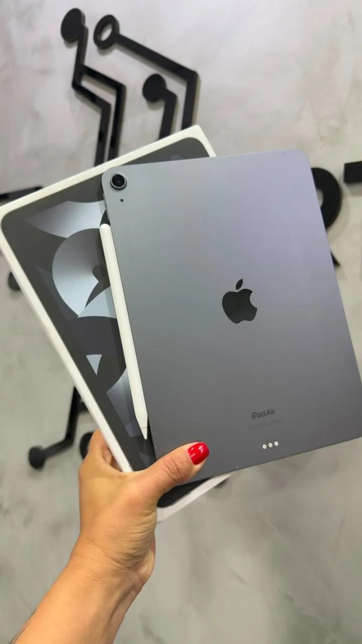iPad A16 (11ª Gen) Silver - 128GB (NOTA + GARANTIA) - Tablets e E