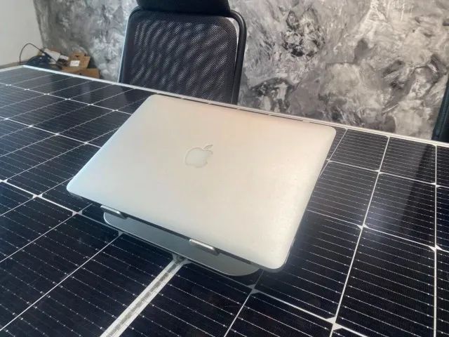 ?MACBOOK AIR 2017 Processador: i7 Memória: 8GB SSD: 512GB - Foto 3