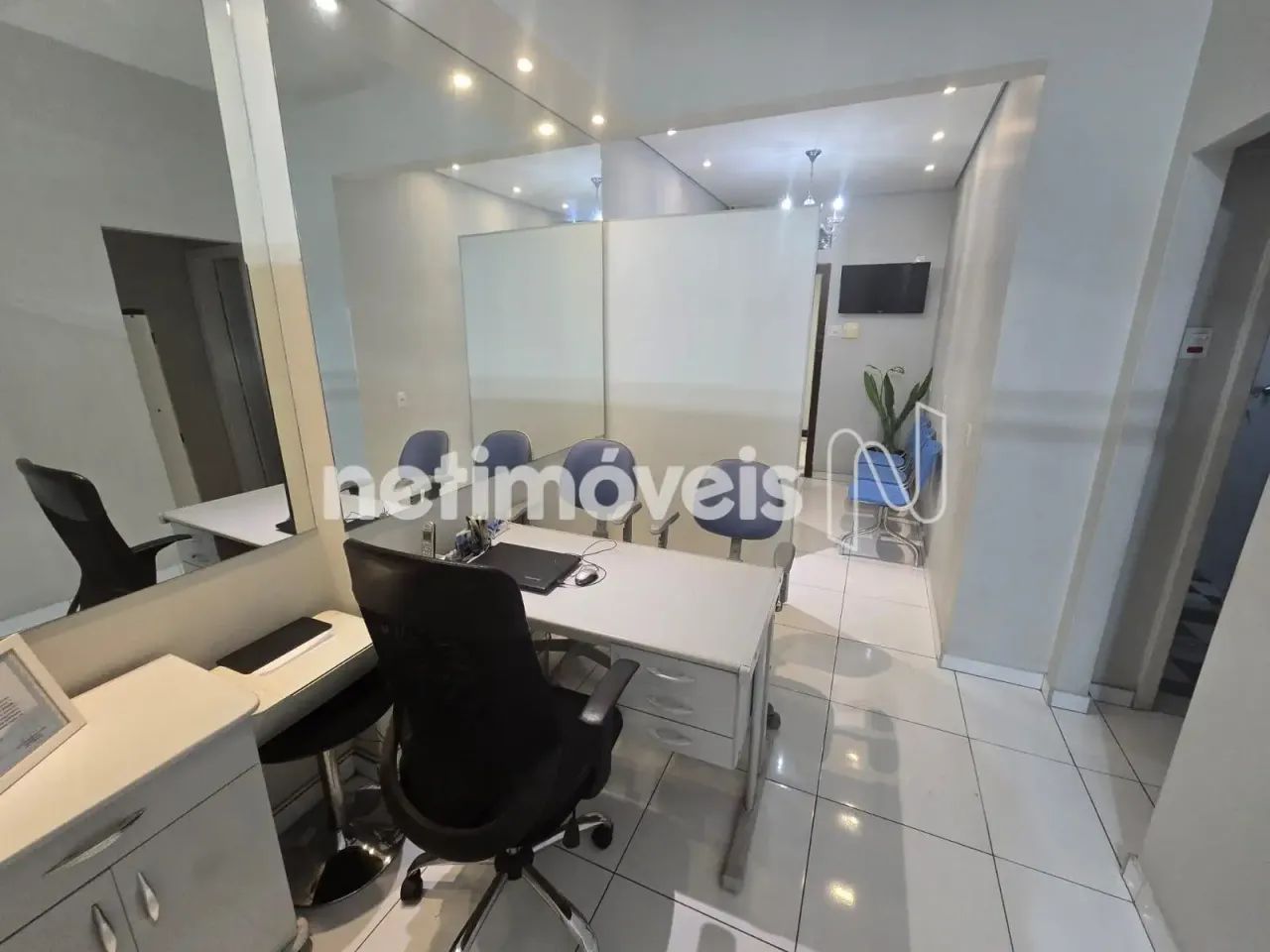 Sala Comercial à Venda ou Locação  51 m²;  Centro de Belo Horizonte - Foto 4