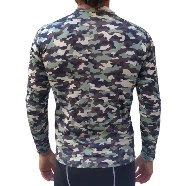 Camiseta de Compressão Camuflada - Foto 3