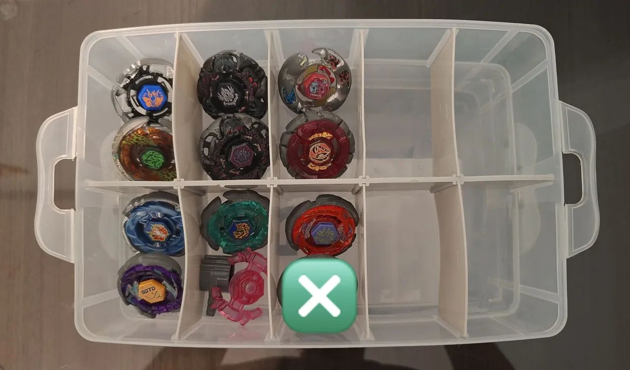 Lote Beyblades - Foto 2